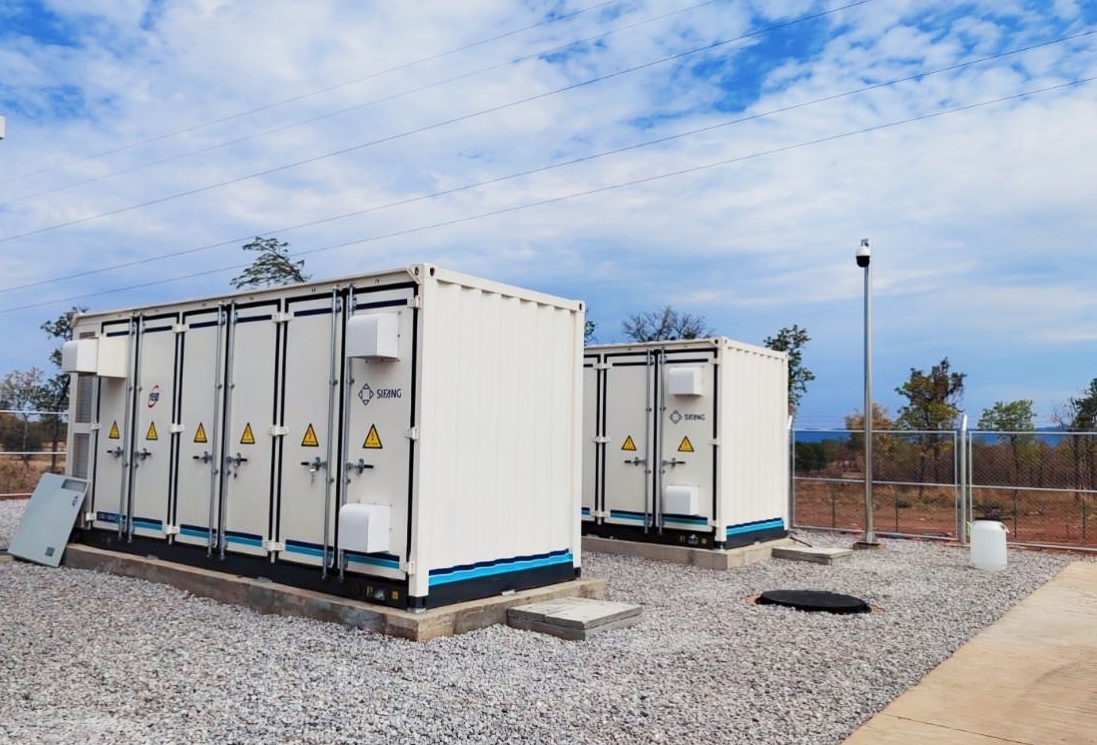 尊龙凯时app官网股份助力老挝首个光伏+储能项目乐成投运